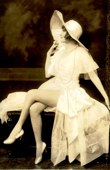 Alfred Cheney Johnston, Official Photographer For The Ziegfeld Follies, Studio & Blind Stamps - 1923